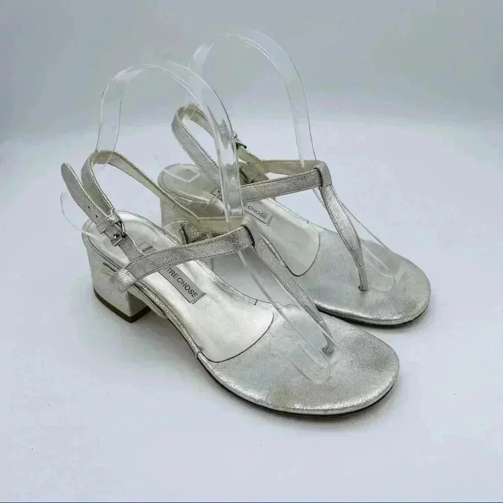 Vero Cuoio L'Autre Chose Silver Leather Thong Heeled Sandals